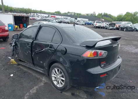 2016 Mitsubishi Lancer Es z USA, uszkodzony, nr VIN JA32V2FW2GU004974